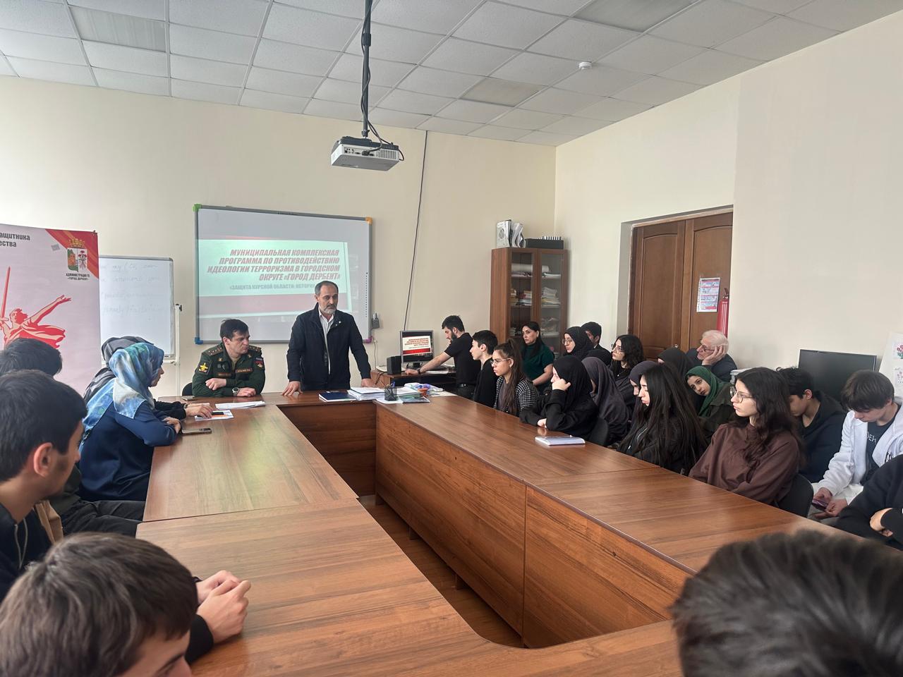 В Дербенте прошел показ документального фильма «Защита Курской области: истории героизма»